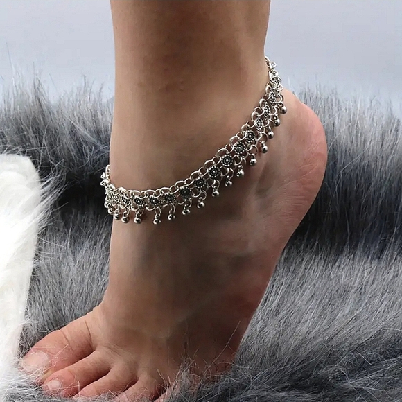 Jewelry - 🎀Clearance🎀 Vintage Boho Style Flower Tassels Pendant Chain Anklet Summer